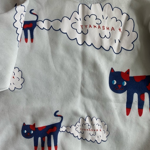 Weird Tyakasha farting cats sweatshirt - Picture 2 of 5